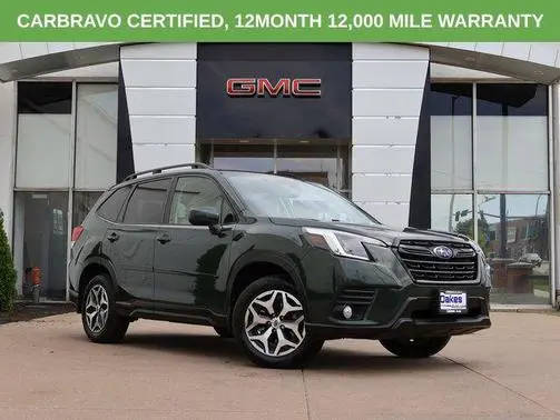 2022 Subaru Forester Premium AWD photo
