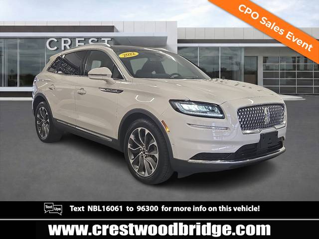 2022 Lincoln Nautilus Reserve AWD photo