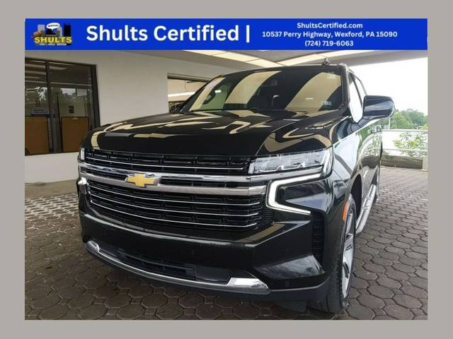 2022 Chevrolet Suburban LT 4WD photo