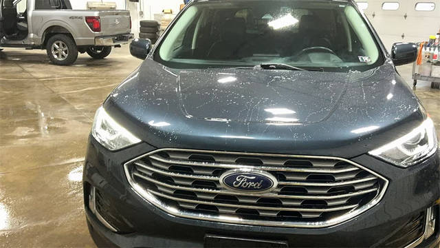 2022 Ford Edge SEL AWD photo