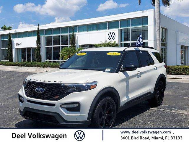 2022 Ford Explorer ST 4WD photo