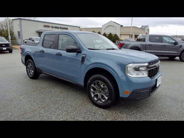 2022 Ford Maverick XLT AWD photo