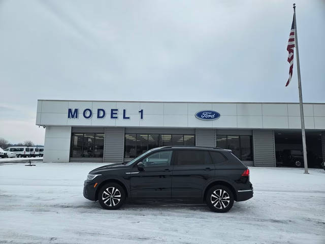 2022 Volkswagen Tiguan S AWD photo