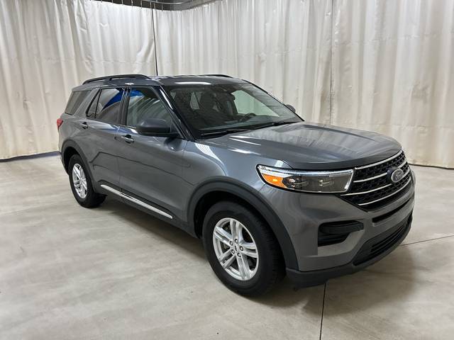 2022 Ford Explorer XLT 4WD photo