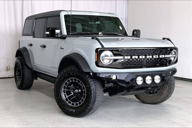 2022 Ford Bronco 4 Door Wildtrak 4WD photo