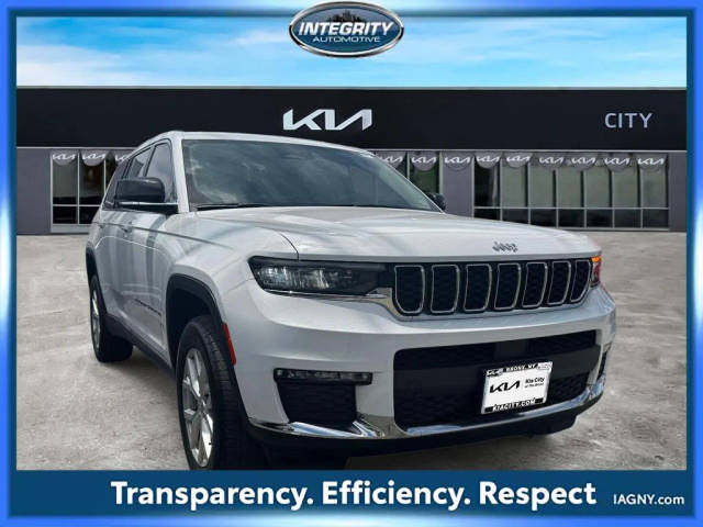 2022 Jeep Grand Cherokee L Limited 4WD photo