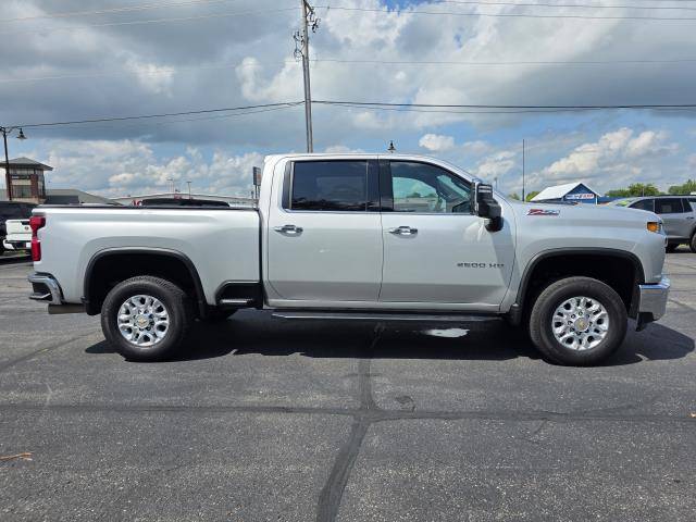 2022 Chevrolet Silverado 2500HD LTZ 4WD photo