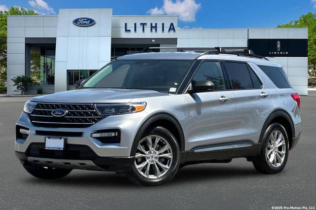 2022 Ford Explorer XLT RWD photo