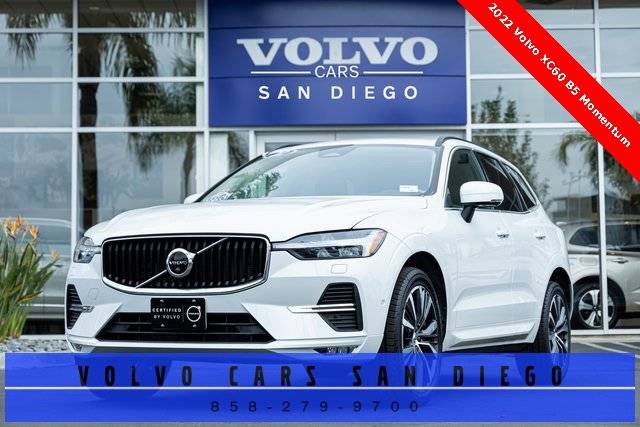 2022 Volvo XC60 Momentum AWD photo