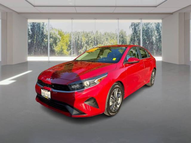 2022 Kia Forte LXS FWD photo