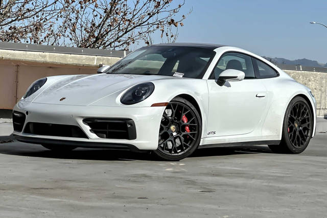 2022 Porsche 911 Carrera GTS RWD photo