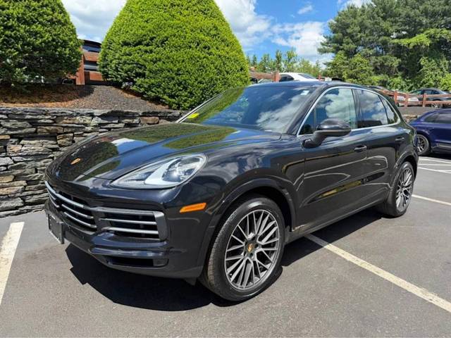 2022 Porsche Cayenne  AWD photo