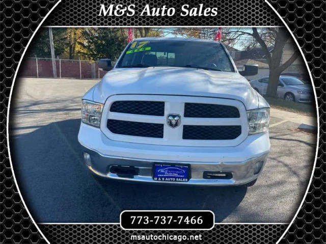 2017 Ram 1500 SLT 4WD photo