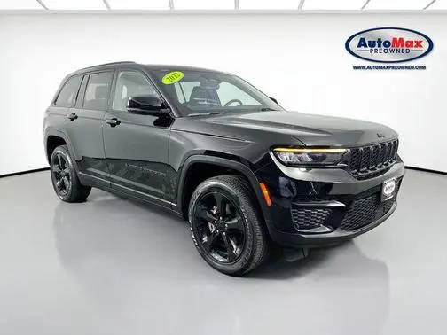 2022 Jeep Grand Cherokee Altitude 4WD photo