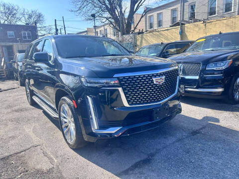 2022 Cadillac Escalade ESV Premium Luxury 4WD photo