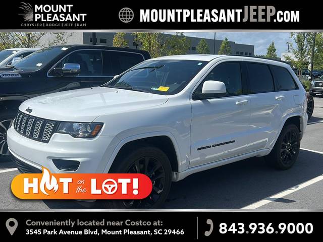 2022 Jeep Grand Cherokee Laredo X RWD photo