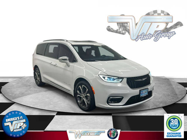 2022 Chrysler Pacifica Minivan Pinnacle AWD photo