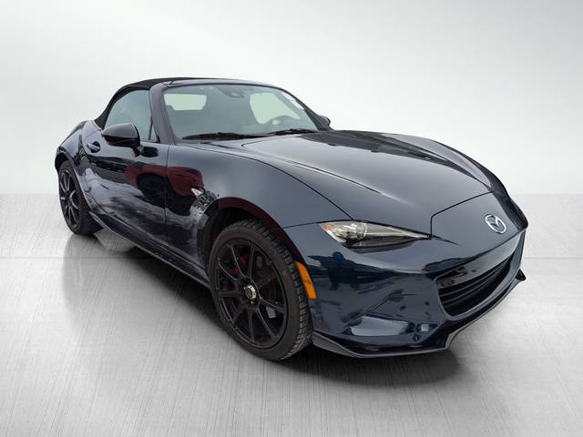 2022 Mazda MX-5 Miata Club RWD photo
