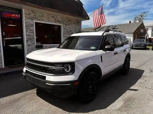 2022 Ford Bronco Sport Base 4WD photo