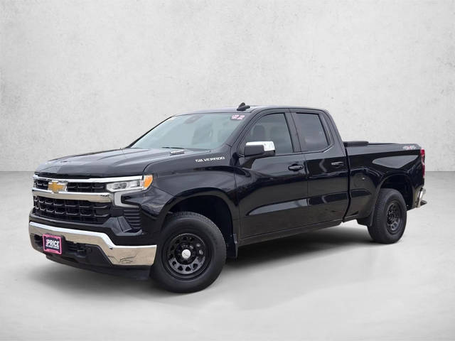 2022 Chevrolet Silverado 1500 LT 4WD photo