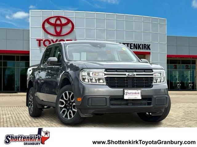 2022 Ford Maverick LARIAT FWD photo