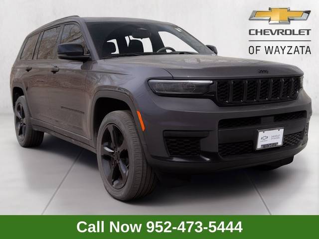 2022 Jeep Grand Cherokee L Altitude 4WD photo