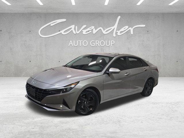 2022 Hyundai Elantra SEL FWD photo