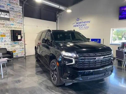 2022 Chevrolet Suburban RST 4WD photo