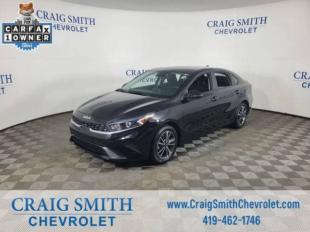 2022 Kia Forte LXS FWD photo