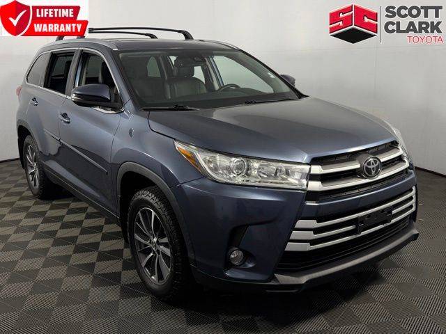 2019 Toyota Highlander XLE AWD photo