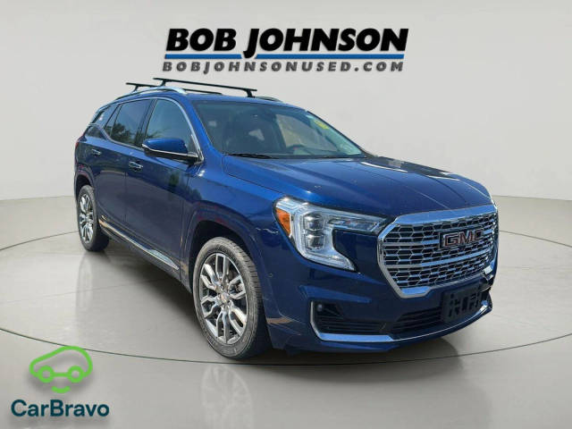 2022 GMC Terrain Denali AWD photo
