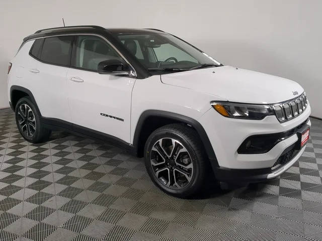 2022 Jeep Compass Limited 4WD photo