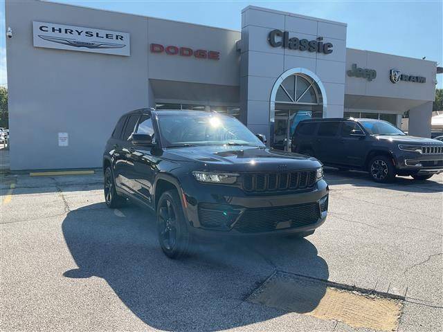 2022 Jeep Grand Cherokee Altitude 4WD photo