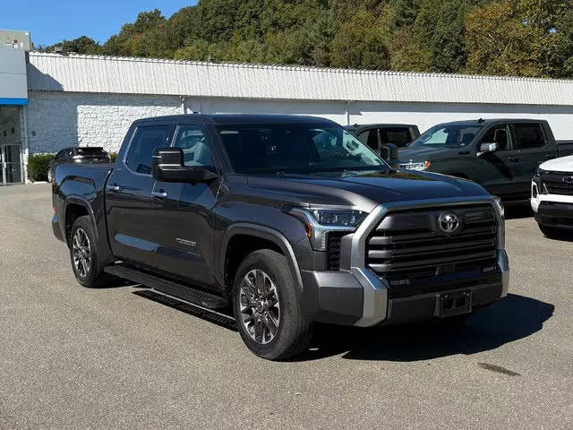 2022 Toyota Tundra Limited 4WD photo