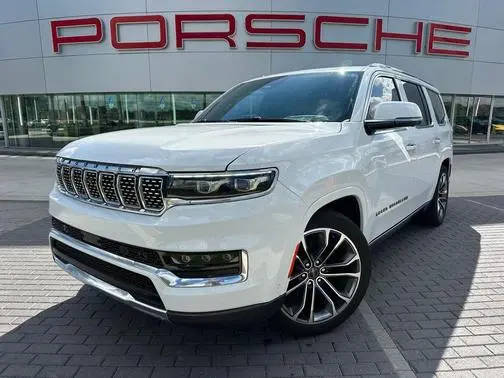 2022 Jeep Grand Wagoneer Series III 4WD photo