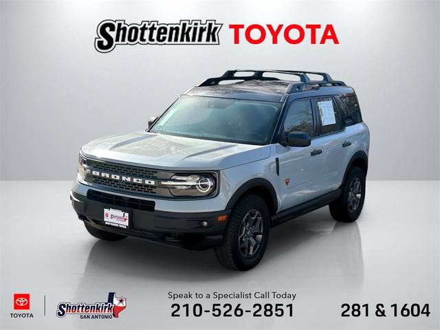 2022 Ford Bronco Sport Badlands 4WD photo