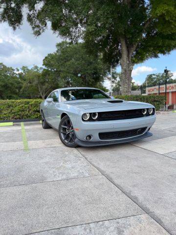 2022 Dodge Challenger R/T RWD photo