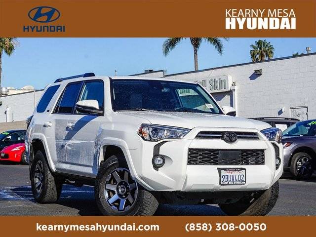 2022 Toyota 4Runner SR5 Premium RWD photo