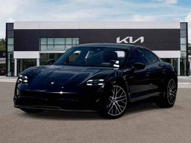 2022 Porsche Taycan RWD photo