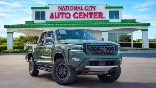 2022 Nissan Frontier PRO-4X 4WD photo