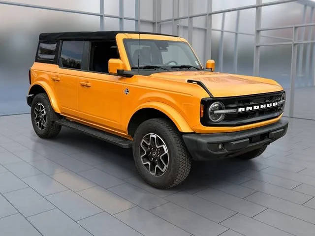 2022 Ford Bronco 4 Door Outer Banks 4WD photo
