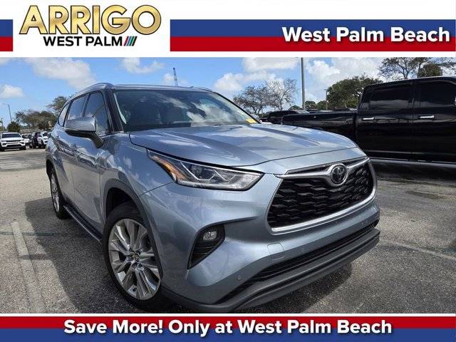 2022 Toyota Highlander Limited FWD photo