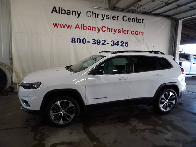 2022 Jeep Cherokee Limited 4WD photo
