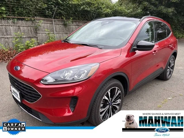 2022 Ford Escape SE AWD photo