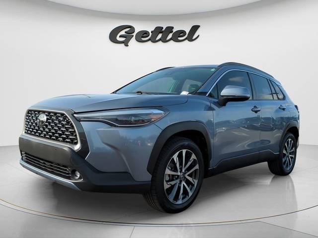 2022 Toyota Corolla Cross XLE FWD photo