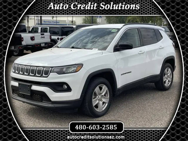 2022 Jeep Compass Latitude 4WD photo