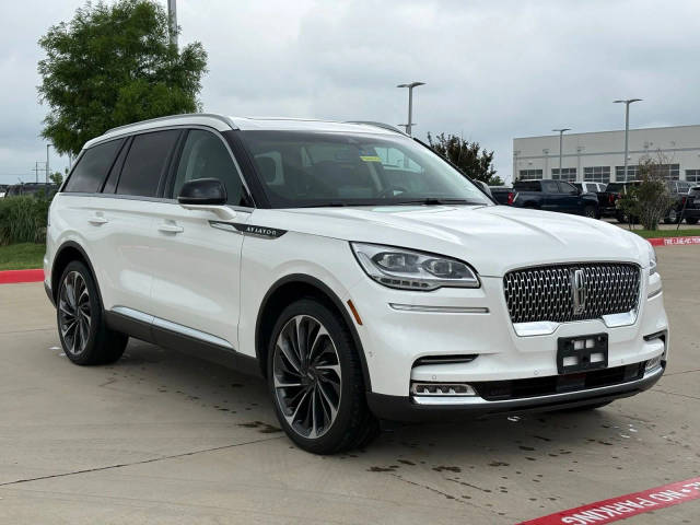 2022 Lincoln Aviator Reserve AWD photo
