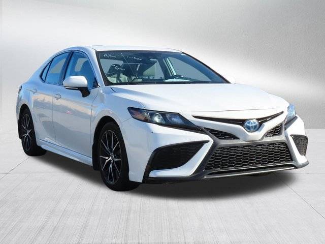 2022 Toyota Camry Hybrid SE FWD photo