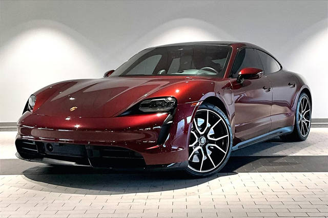 2022 Porsche Taycan Turbo AWD photo