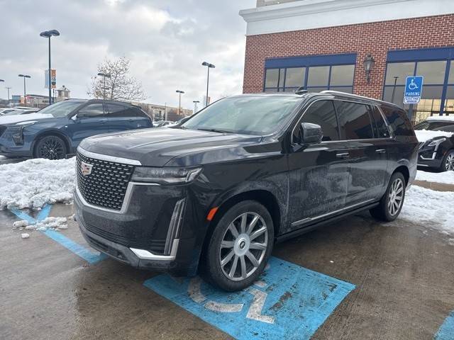 2022 Cadillac Escalade ESV Premium Luxury 4WD photo